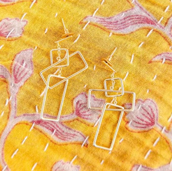 Vintage Interlocking Geometric Cross Earrings - image 3