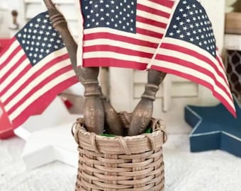 Vintage Spindle Post American Flag Set of 3