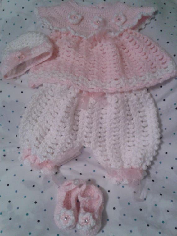 handmade crochet baby clothes