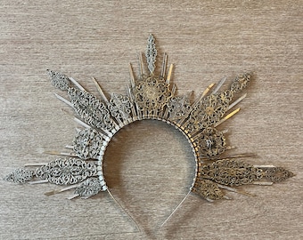 Gold Sunburst Crown with Filigree • Ornate Halo Headpiece • Goddess Festival Headdress