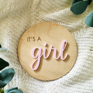 It&#39;s a Girl Sign, Gender Reveal Sign, Baby Girl Announcement, Gender Announcement, New Baby Sign, Girl Gender Reveal Sign