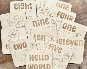 Baby Milestone Cards- Wooden Monthly Milestone for Baby Photos- Baby Gift- Baby Shower Gift- Baby Space Theme- Milestone Cards