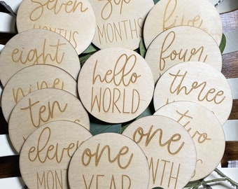 Baby Milestone Cards, Baby Milestone Markers, Baby Photo Prop, Baby Shower Gift, Wooden Milestone Cards, Milestone Cards, Wooden Milestones
