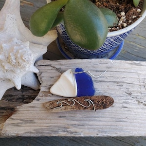 Seaglass Sailboat Ornament, Sun catcher, beach Christmas bauble, beach bathroom decor, authentic sea glass, beach glass decor, sailor gift image 3