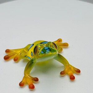 Gefleckte Frosch Glasfigurine | Grün Gelb Frosch Dekor Mini Amphibien Tier Sammlerstück Display Bild 4
