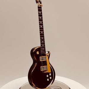 Classic Black Guitar Figurine | Handcrafted Glass Guitar Gift | Music Lover Decor