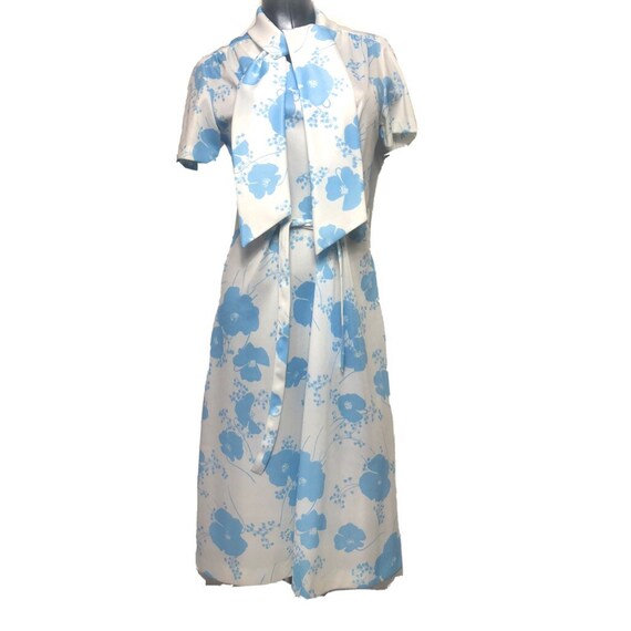Vintage 1960s / 1970s Baby Blue Floral Tie Dress … - image 2
