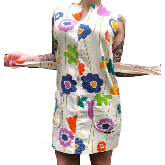 Vintage 1960s / 1970s Retro Flower Power Dress Gro