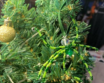 Beaded spider ornament green
