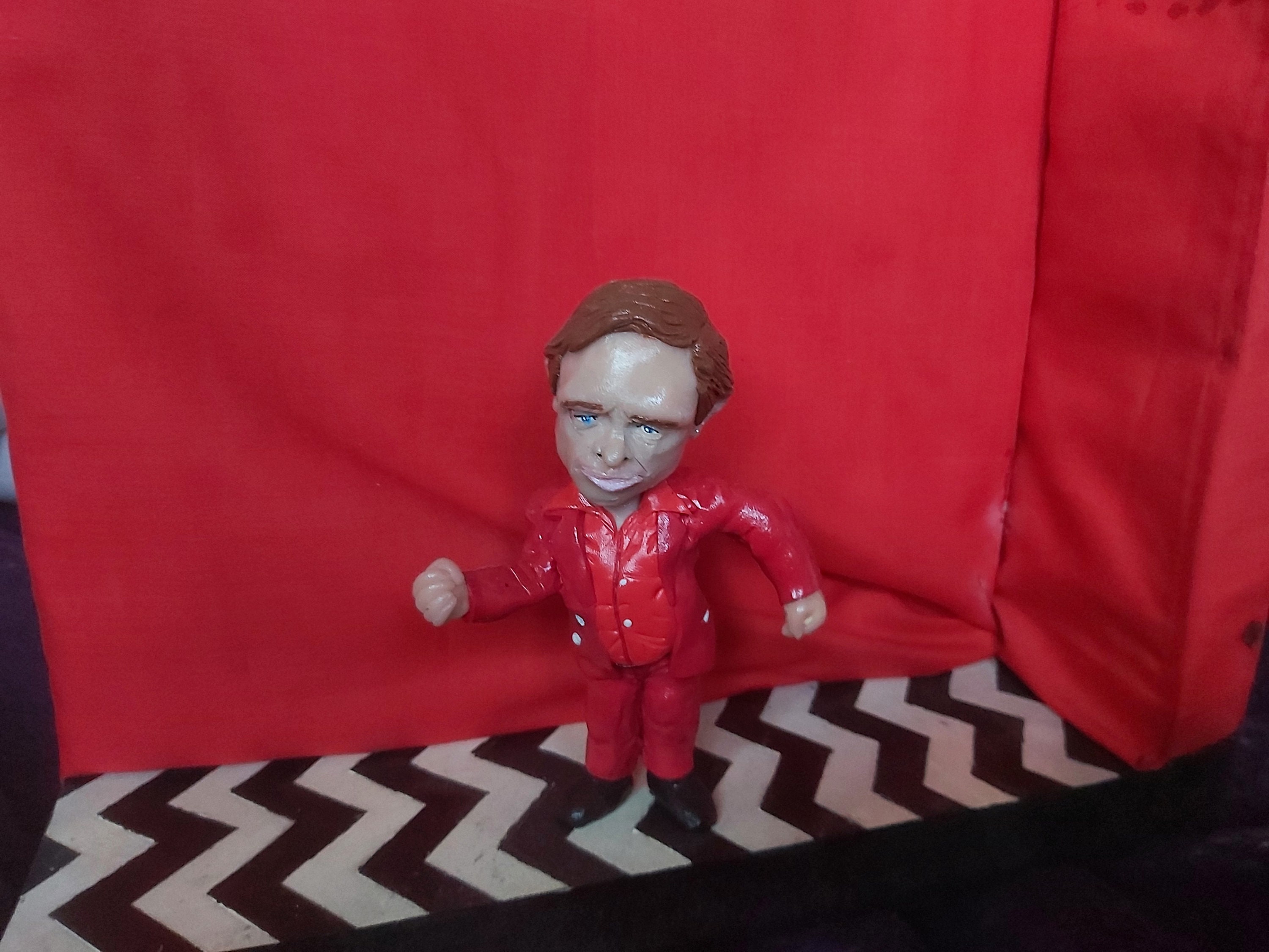 Twin Peaks The Man in the Red Room sculpture | Etsy