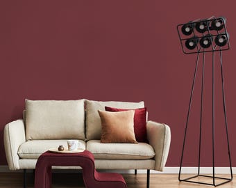 Papel pintado Deep Garnet en burdeos y rojo vino sobre fondo oscuro - Autoadhesivo - E154