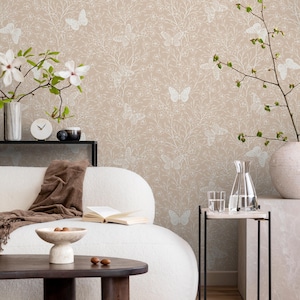 Victorian Floral Beige White Wallpaper - C703