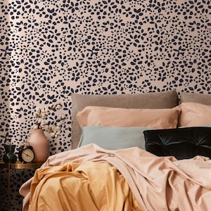 Modern Abstract Floral Wallpaper - Navy Blue & Beige - C406