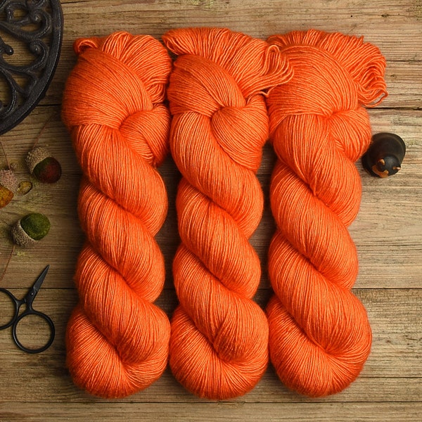 Dyed to order * Hand dyed, fingering weight, superwash merino wool, silk, 400m/100g, solid color yarn, Silky Singles "Very Orange"