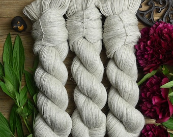 Undyed fingering weight non-superwash yarn, baby alpaca, silk, cashmere, 400m/100g, Glamour "Natural grey"