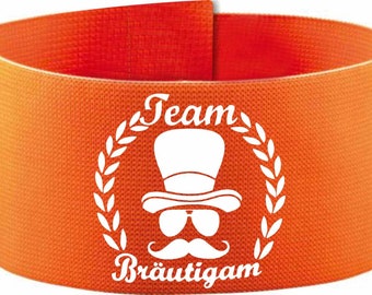 Klett-Armbinde 10 cm Höhe bedruckt mit TEAM BRÄUTIGAM/Figur