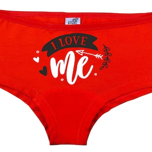 Women&#39;s shorty printed with I love Me