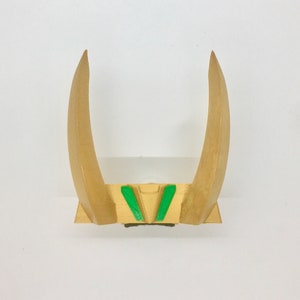 Interchangeable mischief horn crown
