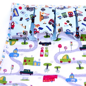 Personalisiertes Geschenk für Jungen Auto Halter Matte Reisespielzeug Junge Vorschule Spielzeug Geschenk Kleinkind Wasserdicht Spielmatte AutoAufbewahrung Spielzimmer Deko