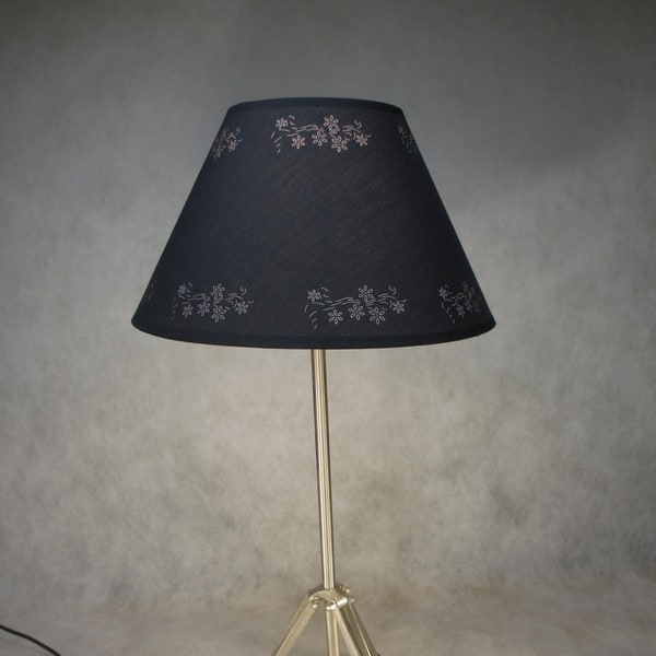 Lampe de table maison de campagne, lampe de table vintage, lampe trépied 63 cm, abat-jour en tissu, douille E27, lampe de lecture, lampe de chevet, lampe de couloir