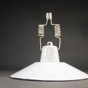 Art Deco enamel lampshade antique factory lamp Ø 20 cm snow-white enamel lamp industrial lamp old workshop lamp old ceiling lamp no. 22