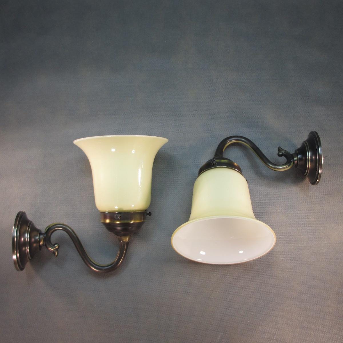 1 of 2 Vintage brass wall lamp Antique wall light Art Nouveau lamp Retro light Antique hallway lamp Vintage mirror lamp Retro reading lamp