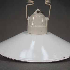 Art Deco enamel lampshade Antique factory lamp Ø 20 cm Snow-white enamel lamp Industrial lamp Old workshop lamp Old ceiling lamp No. 7