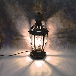 XXXL 61 cm Shabby chic table lantern country house table lamp table lamp vintage lantern made of metal with glass panes
