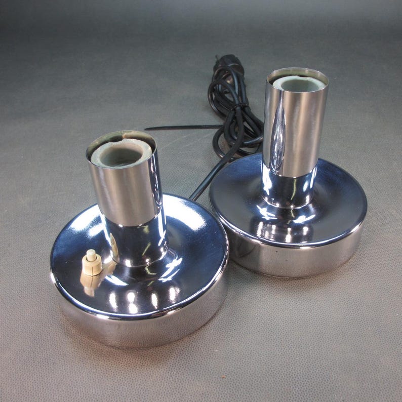 Original 1970s chrome table lamp, vintage double table lamp, mid-century lamp, made in Germany, all metal construction image 4