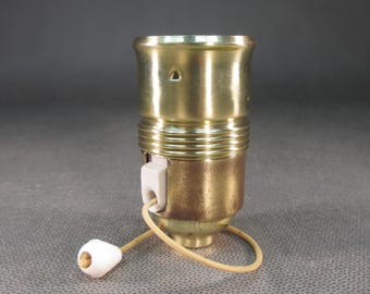 Antique cord switch socket from 1938 for table lamps Vintage lamp socket for antique desk lamp Retro replacement socket No. 42