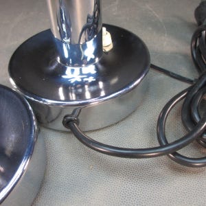 Original 1970s chrome table lamp, vintage double table lamp, mid-century lamp, made in Germany, all metal construction image 9