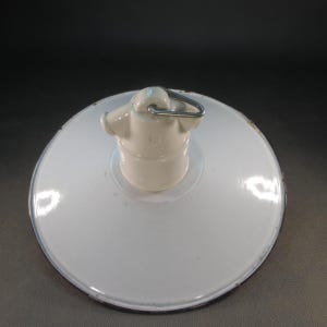 Antique enamel shade factory lamp 20 cm Ø from 1942 Old industrial design lamp Vintage workshop lamp Enamel shade lamp No. 441