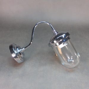 VERY sturdy glass bulb lamp, Bauhaus lamp, Art Deco wall lamp, retro wall light, vintage light, chrome-plated brass, 1500g / 1.5kg.