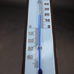 Termômetro de esmalte vintage NOS Fabricado na RDA por volta de 1960 Encontre em estoque Novo termômetro de parede analógico retrô Para interior e exterior