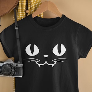 Halloween Cat Tshirt / Black Cat, Halloween Shirt, Vampire Lovers, Spooky Tee, Horror Shirt
