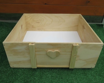 Nursery Birth Box for small dogs or cats, choose size