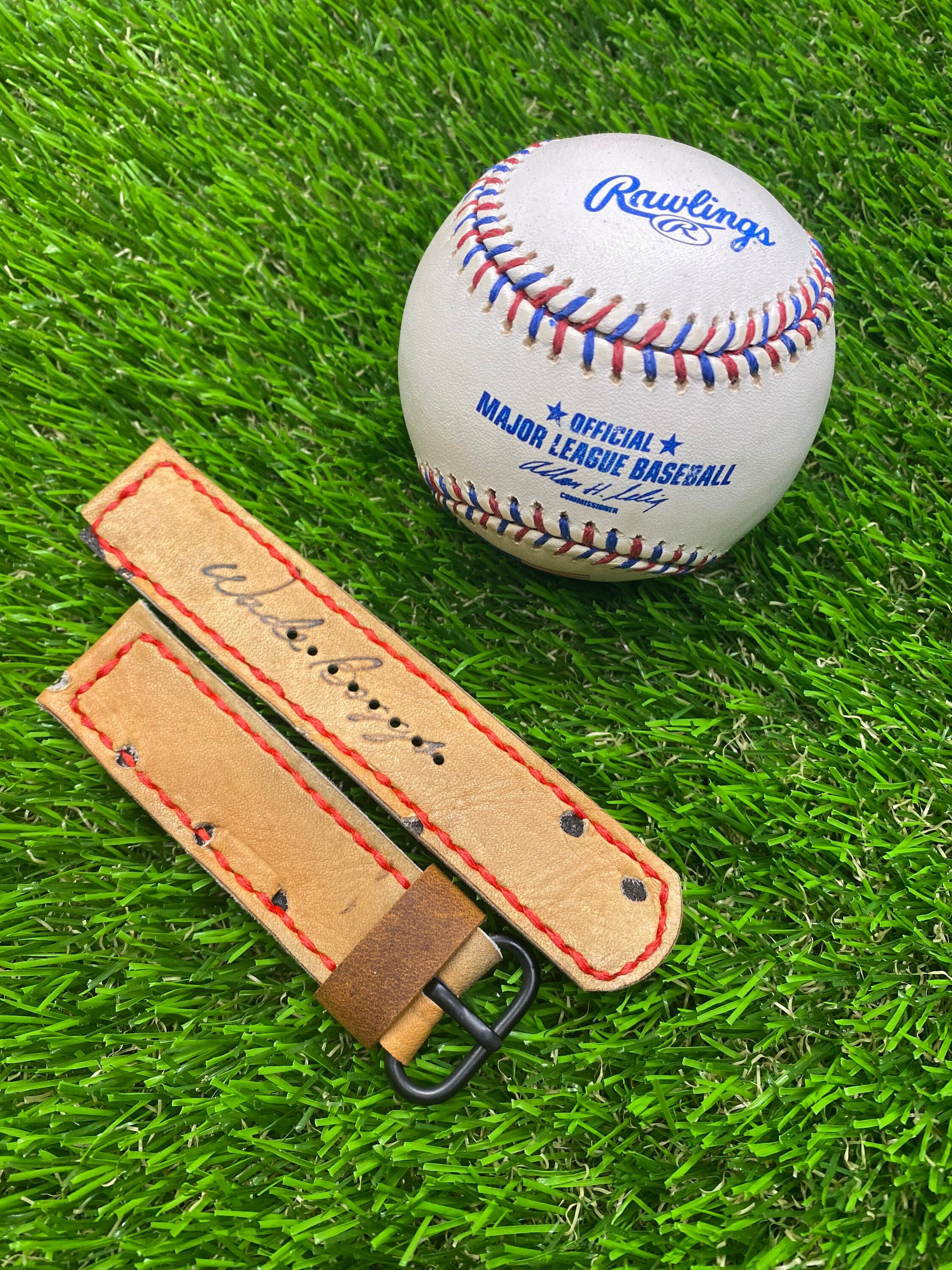 Brown New York Yankees Leather Apple Watch Band