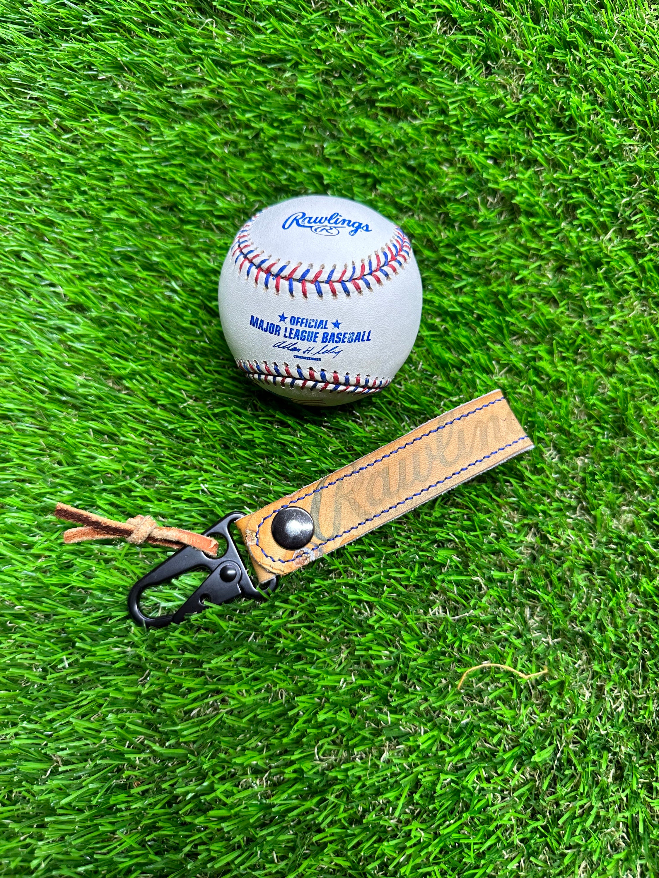 Rawlings®× THE STAND fool so good(s)【Glove Key chain