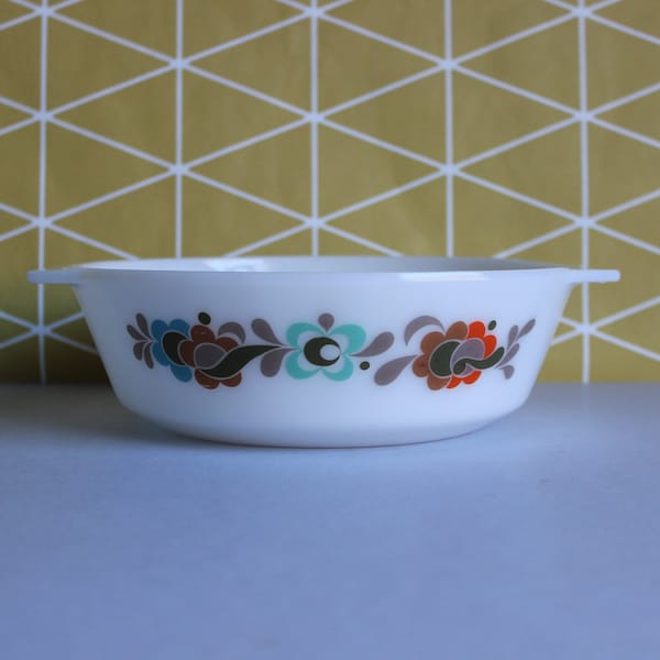 vintage 70s JAJ Pyrex retro Carnaby Tempo white glass medium 2 pint round casserole oven dish #509