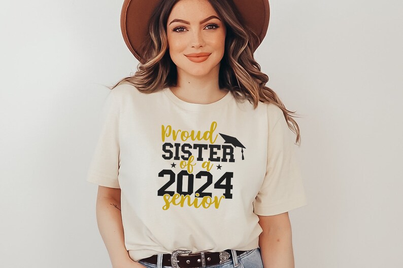 Proud Mom of a 2024 Senior SVG Png, Proud Senior Family SVG, Proud ...