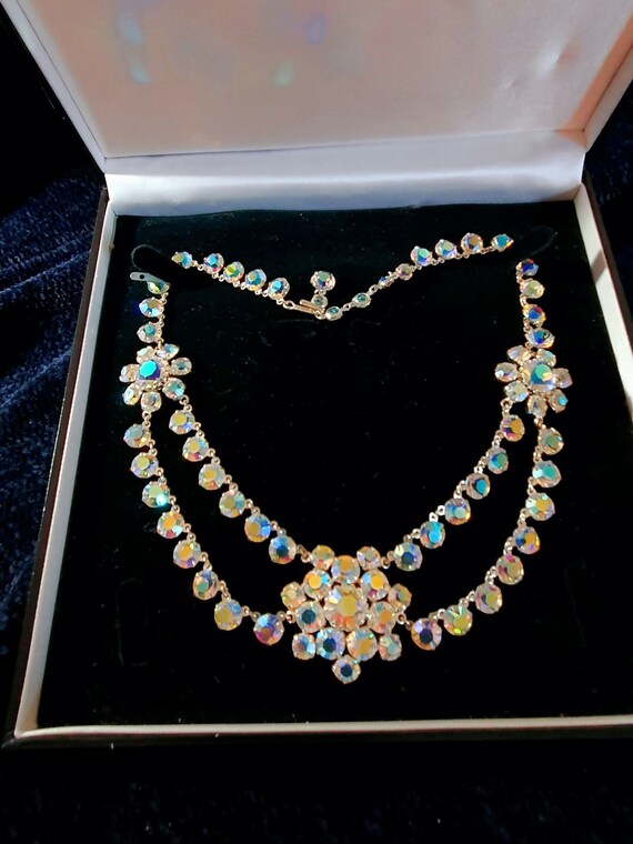 1950's Vintage - Aurora Borealis Crystal - Bezel P