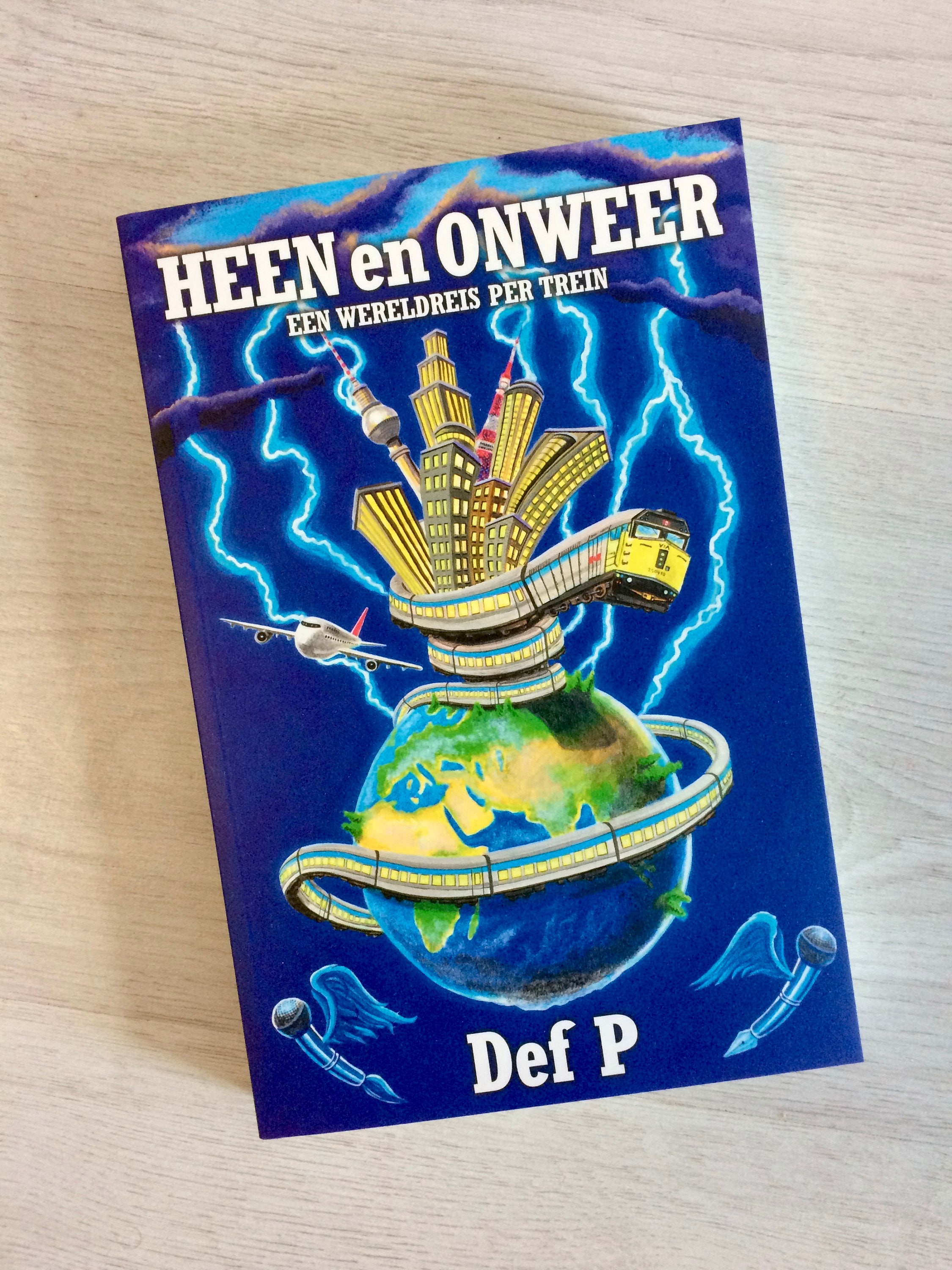 Offer: Book "Heen en Onweer" by Def P