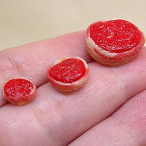 Miniature 1 Bacon Wrapped Filet mignon , 1/6,1/12/1/24/ Dollhouse bacon Filet mignon, Miniature steak