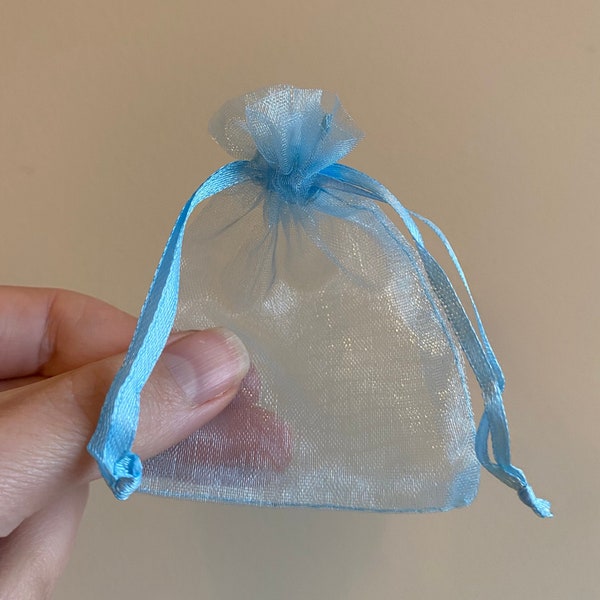 20 x Small Wedding Favor Organza, Voile Bags 7x9 cm / 3x4 inch -  Light Baby Blue Gift Bags Drawstring Pouches Party Bags Pack of 20