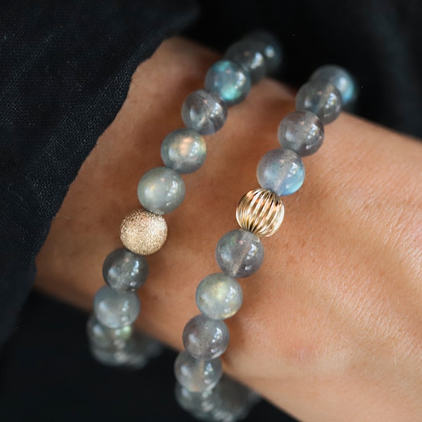 AAAA Stunning Labradorite Bracelet, 8mm Labradorite Bracelet, Highest quality Labradorite jewelry | Beaded Labradorite Bracelet