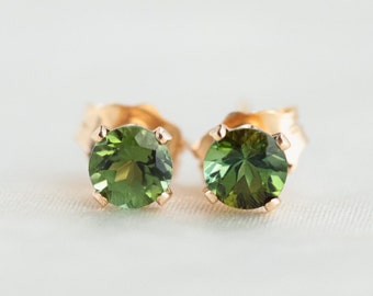 14K gold filled Green Tourmaline earring, AAAA+ Green tourmaline earrings, gold filled green tourmaline studs, genuine green tourmaline