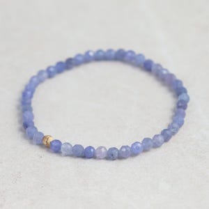 4 mm AAA-tanzanietarmband, violette vlamenergie, AAA-tanzaniet, derde oogchakra, paranormale kracht, violette edelsteenarmband afbeelding 1