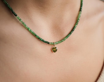 Collana con peridoto e tsavorite / Collana con perline di tsavorite in oro 14 carati / Collana con tsavorite [ENTM1683] Collana con tsavorite importante /