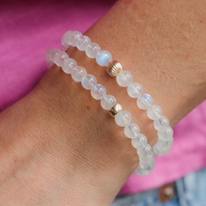 AAAA+ Grade Moonstone Bracelet 6mm | Genuine Natural Light