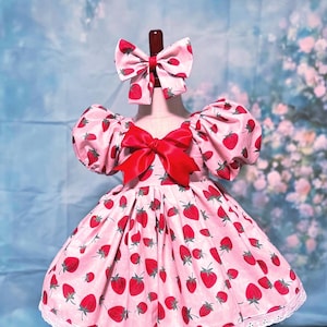 Strawberry shortcake pink dress